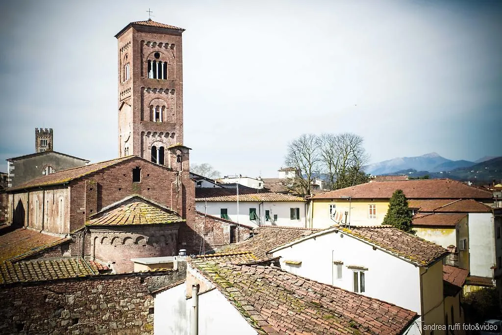 Il Rifugio Degli Innamorati...Di Lucca