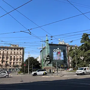 https://camilas-house.it-lombardy.com